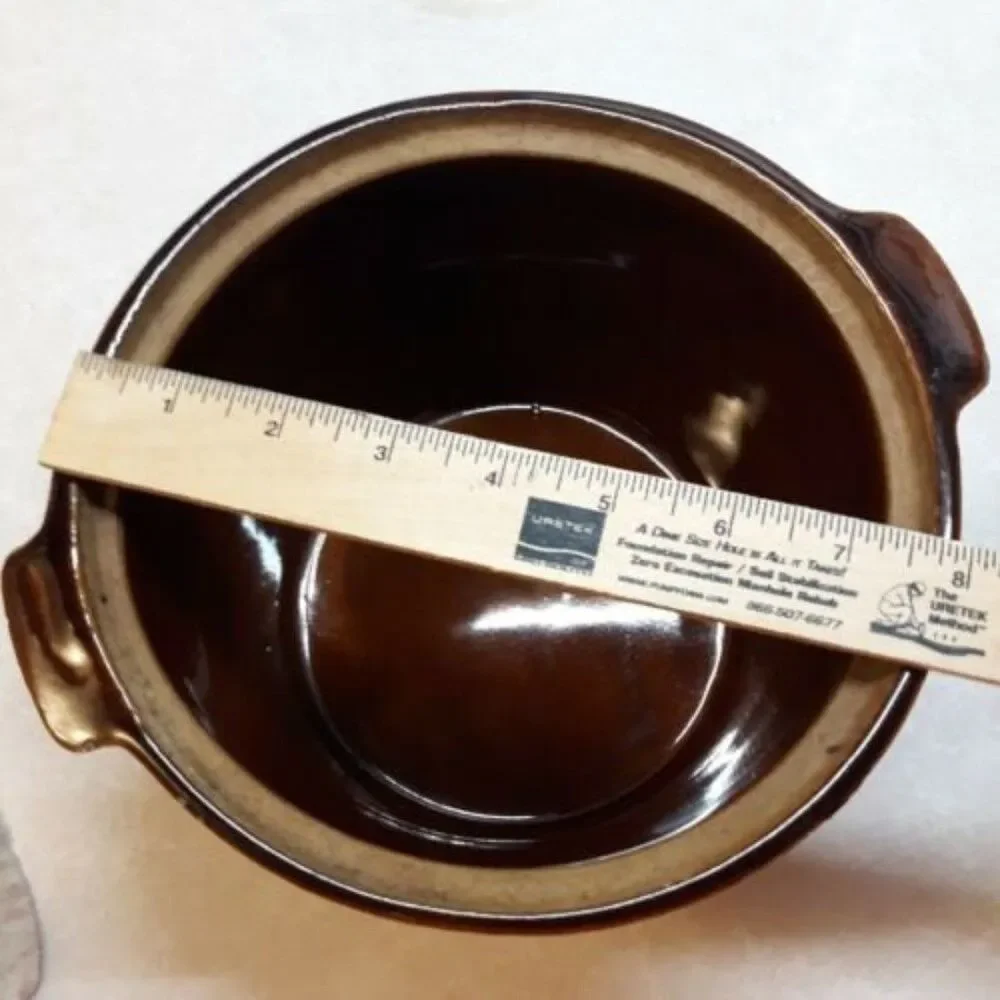 Vintage Monmouth Pottery Maple Leaf Brown Beehive Ovenproof 2 Qt Bean Pot no lid